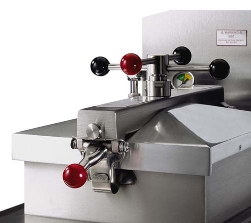 Henny Penny PFE-500 Electric Pressure Fryer - Brand New